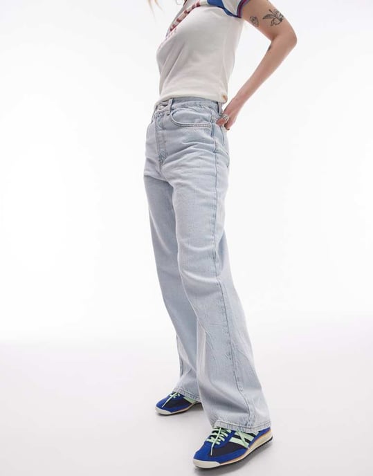 Topshop Petite – Blekta, raka jeans med medelhög midja och lös passform - Image 4