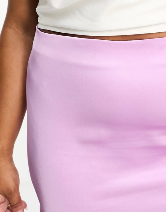 ASOS DESIGN Curve satin mini skirt with curved hem in violet - Image 4