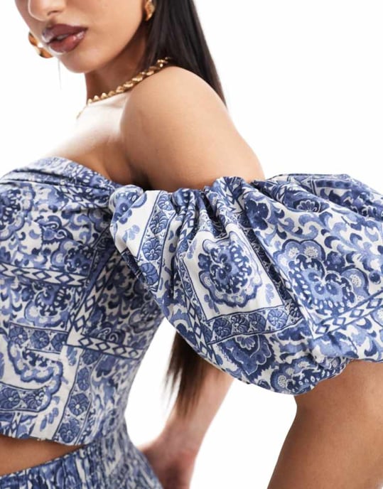 Abercrombie & Fitch – Blå, kakelmönstrad topp med puffärm, del av set - Image 3