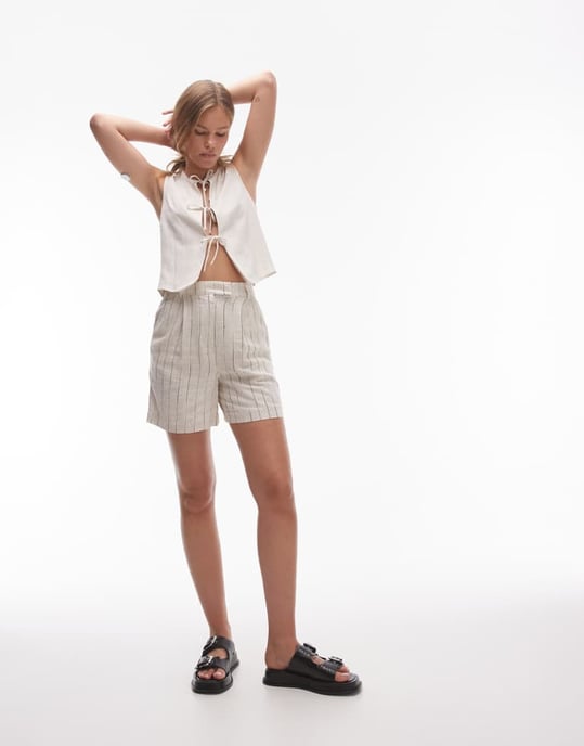 Topshop – Ecru shorts för pojkar med sömmar - Image 3