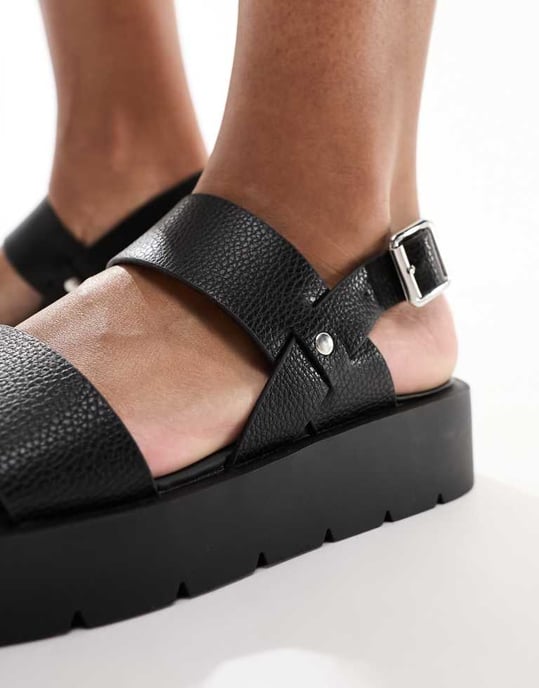 Schuh – Tayla – Svarta sandaler med dubbla remmar - Image 4
