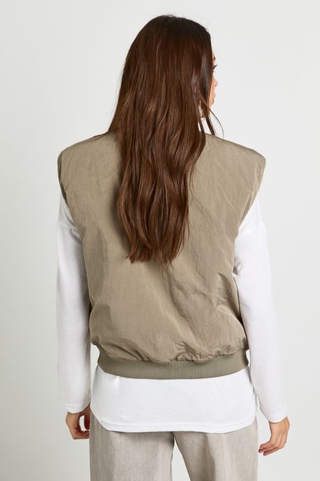 Faux Fur Lined Gilet - Image 2