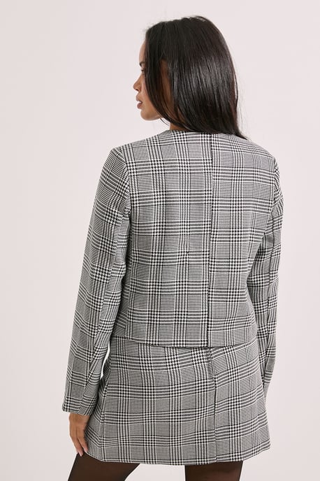Button Detail Cropped Jacket - Image 3