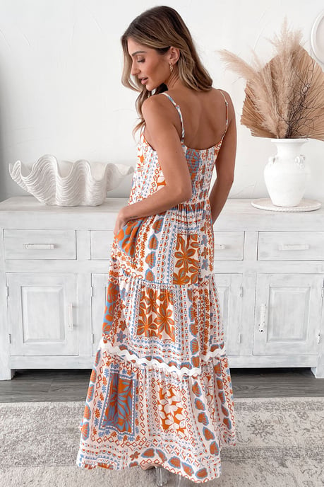 Tiered Maxi Dress Patchwork Print - Image 2