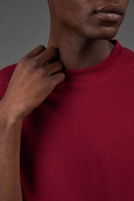 Red Plain Crew Neck T-Shirt - Image 5