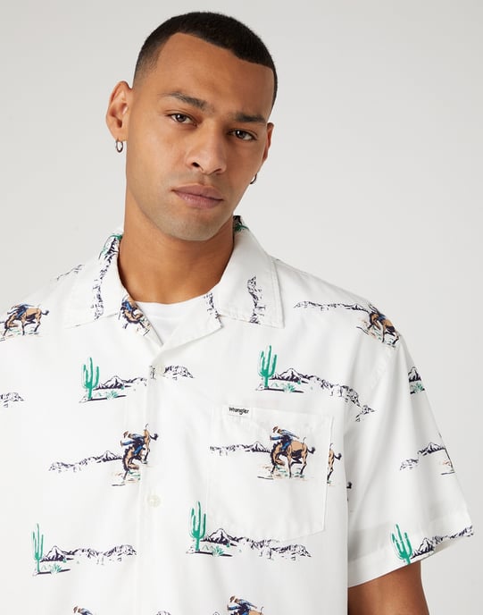Wrangler Resort shirtworn in - Image 4