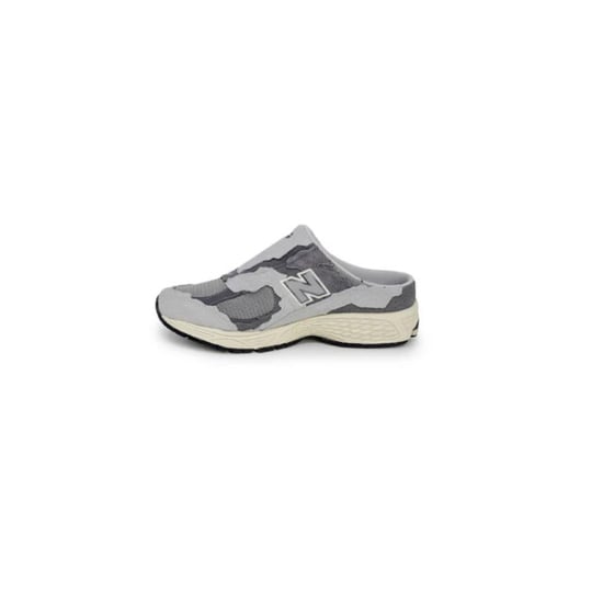 New Balance Men sneakers - Image 3