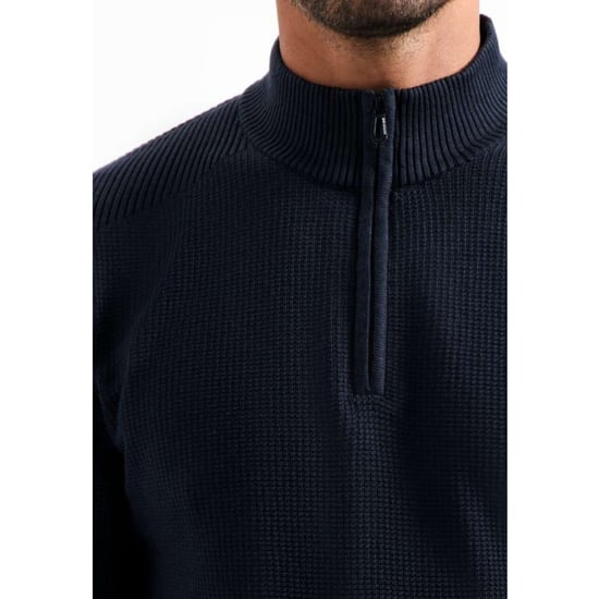 No Excess Pullover half zip plated structure night - Image 6