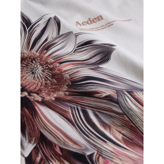 Aeden Chromer tee off - Image 3