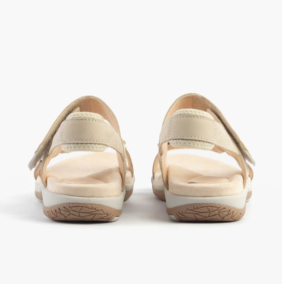 Free Spirit Elara Womens Sandals Parchment - Image 5