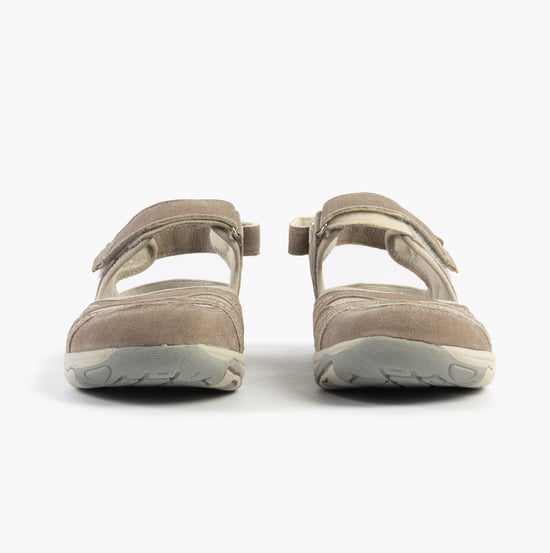 Free Spirit Brylee Womens Sandals Taupe - Image 4
