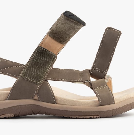 Free Spirit Elara Womens Sandals Walnut - Image 6