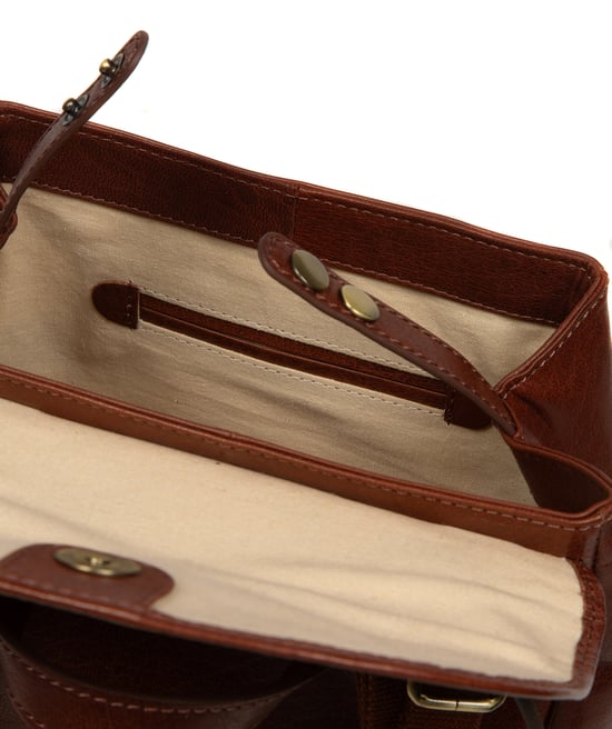 'Fabiana' Conker Brown Leather Backpack - Image 3
