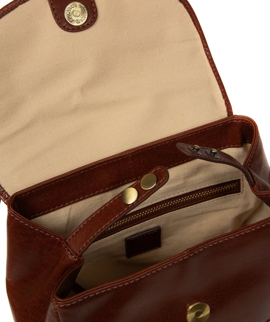 'Fabiana' Conker Brown Leather Backpack - Image 5