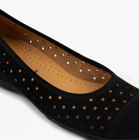 Gabor Ruffle Womens Shoes Black - Image 6
