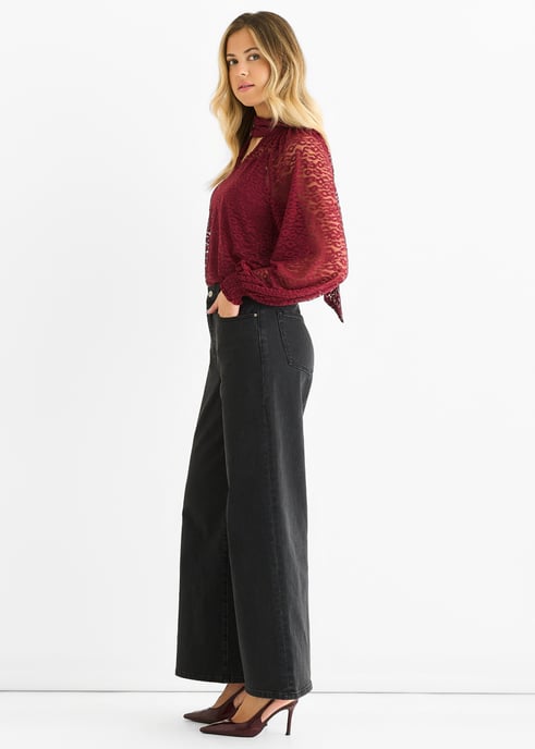 Blus med spetsdetaljer i burgundy - Image 3