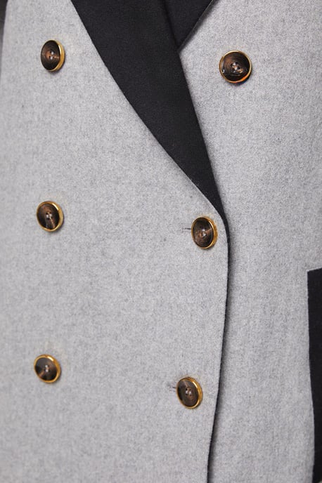 Contrast Collar And Pocket Detail Coat - Image 5