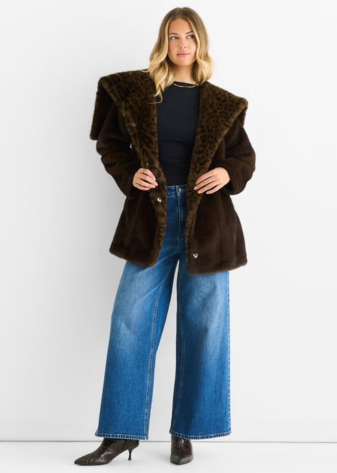 Chocolate Premium Contrast Lapel Hood Animal Faux Fur Jacket - Image 1