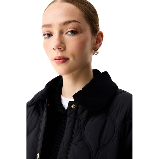 Hunter Witton Gequilte Shacket Dames Zwarte Gequilte Jassen - Image 4