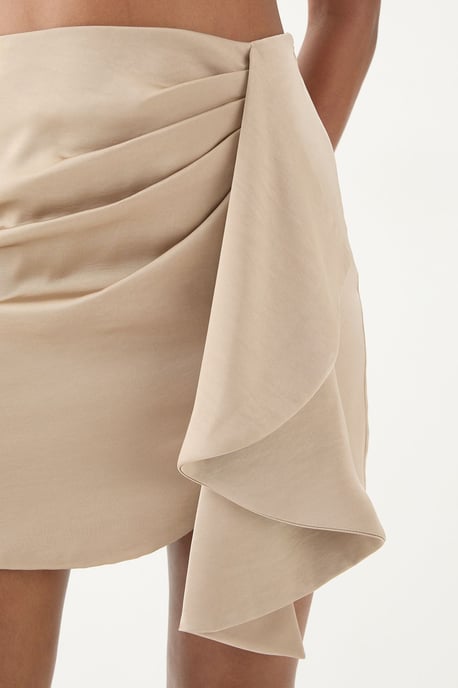Satin Drape Side Mini Skirt - Image 5
