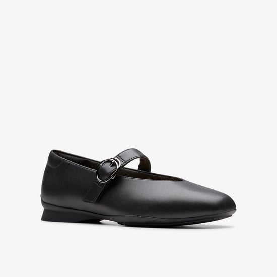 Jazmynn Iris Black Leather Shoes - Image 4