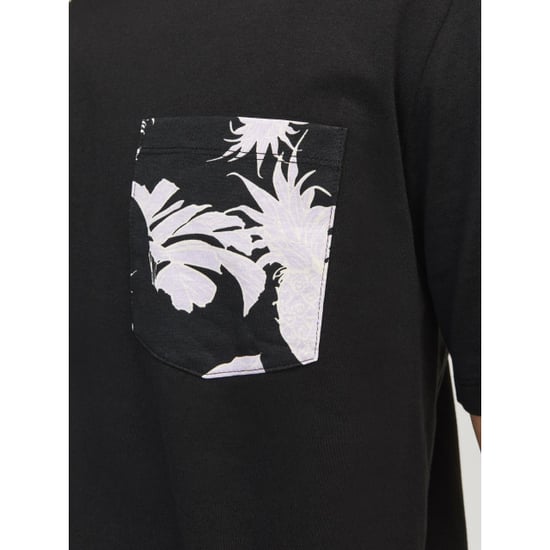 Jack & Jones Joraruba convo pocket tee - Image 3