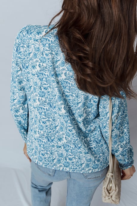 Blus med blomtryck och knappar - Image 2