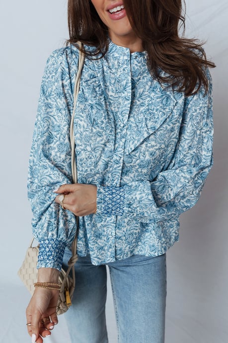 Blus med blomtryck och knappar - Image 4