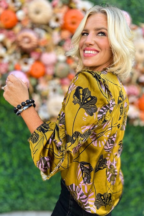Blus med blommig volangärm - Image 2