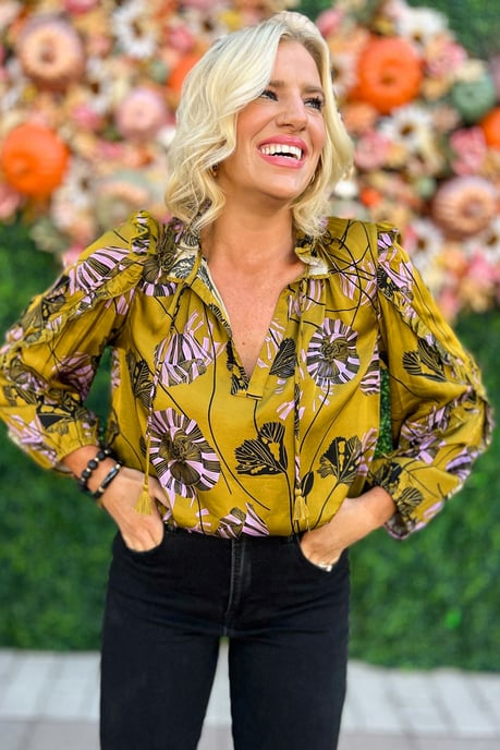 Blus med blommig volangärm - Image 3