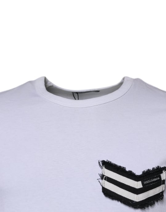 Kortärmad T-shirt med rund hals och patchdetaljer - Image 3