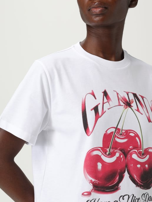 Kersen Graphic T-shirt - Image 4