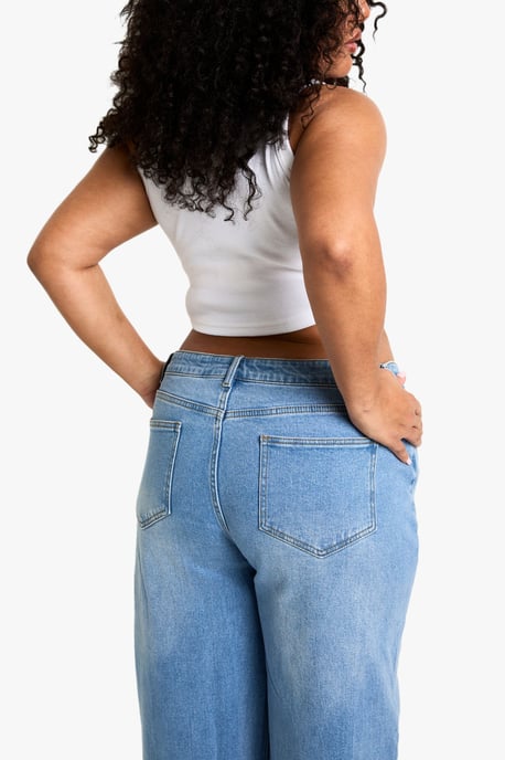 The Plus Boyfriend Jean - Image 4