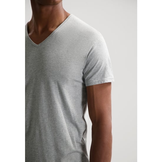 Dstrezzed Eastwood 2 pack v-neck tee bamboo blend - Image 2