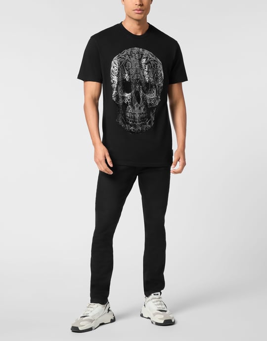 Round Neck T-Shirt Gothic Skull - Image 3