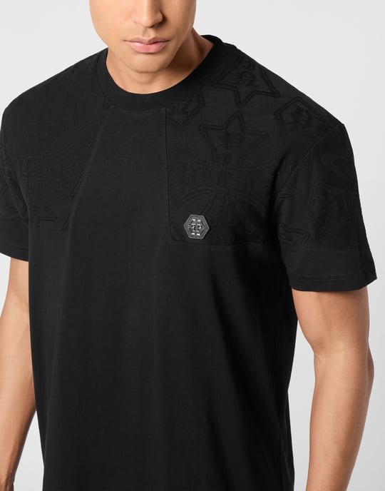 Round Neck T-Shirt Jacquard Crest Cut - Image 2