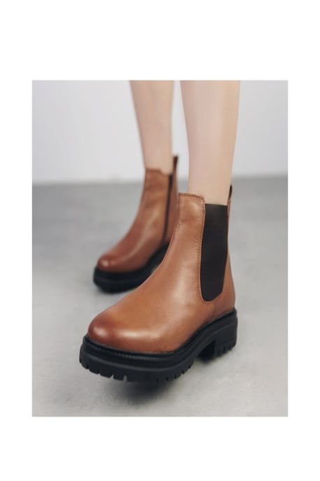 Olaio Tan Boots - Image 2