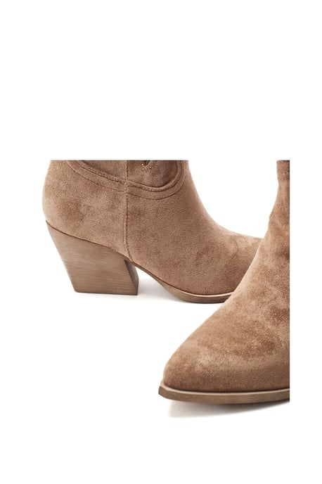 Gloribel Camel Boots - Image 4