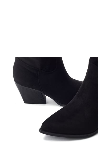 Gwyndolyn Black Boots - Image 4