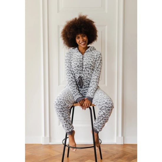 By Louise Dames huispak onesie fleece grijs panterprint - Image 2