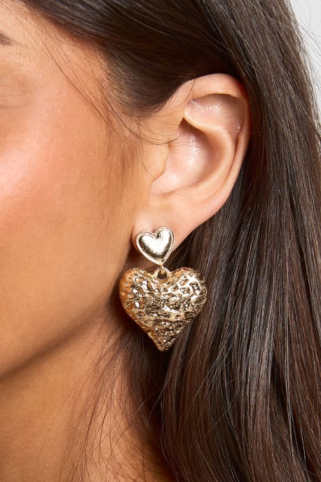 Gold Hammered Heart Drop Earrings - Image 4