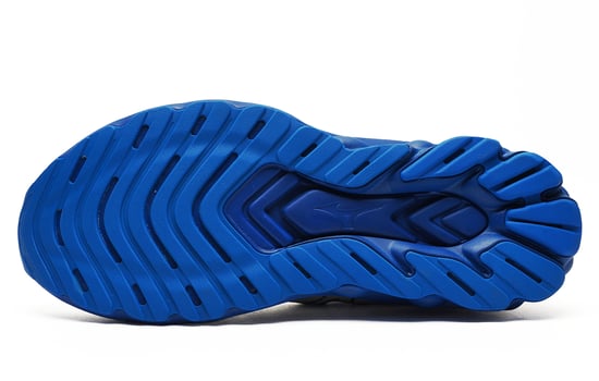 Mizuno Wave Skyrise 6 Mens Running Shoes - Image 4