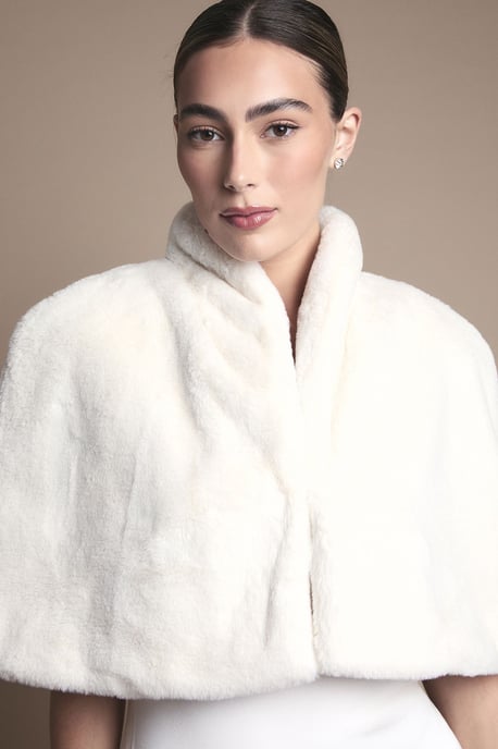 Ivory Faux Fur Short Cape - Image 4