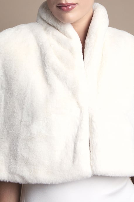 Ivory Faux Fur Short Cape - Image 5