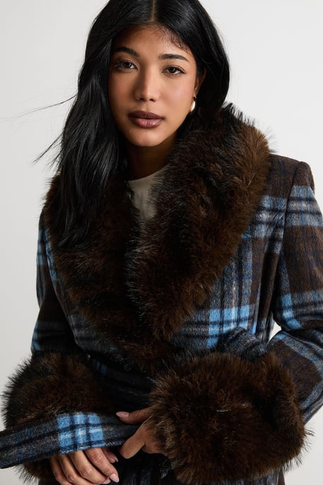 Faux Fur Collared Check Belted Coat - Image 2