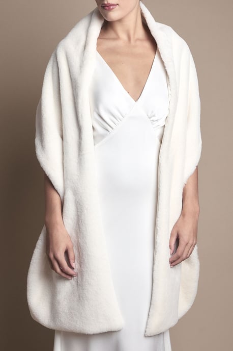 Ivory Faux Fur Wrap Shawl - Image 5