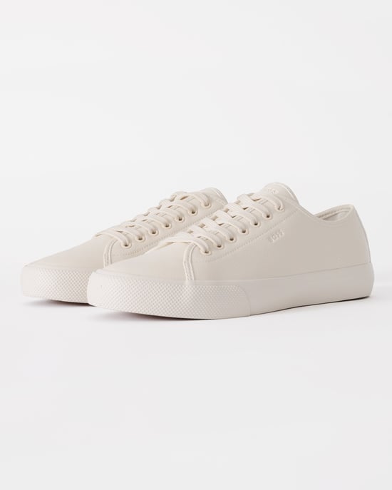 Aiden Tenn Low Top Trainers in Ivory - Image 1