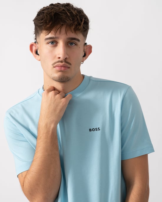 T-Shirt in Light Blue - Image 3