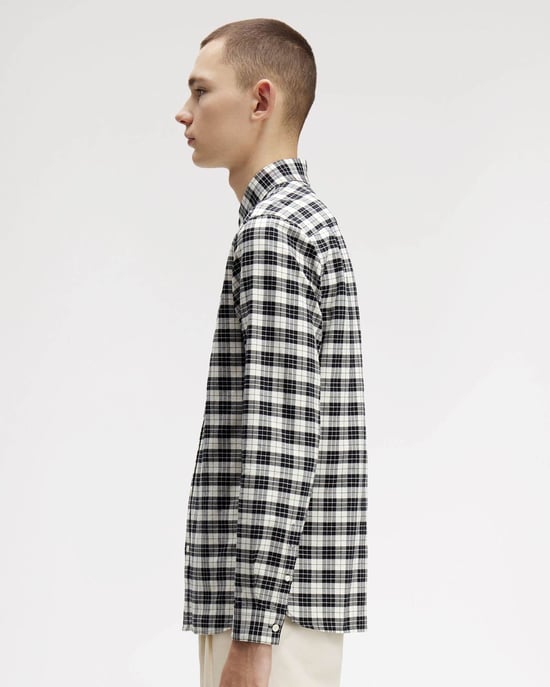 Shirt in Black - Image 2