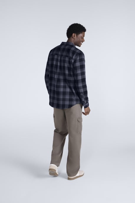 'Cove' Men's Check Flannel Shirt Cotton Buttoned Breathable Top Dark Grey - Image 5